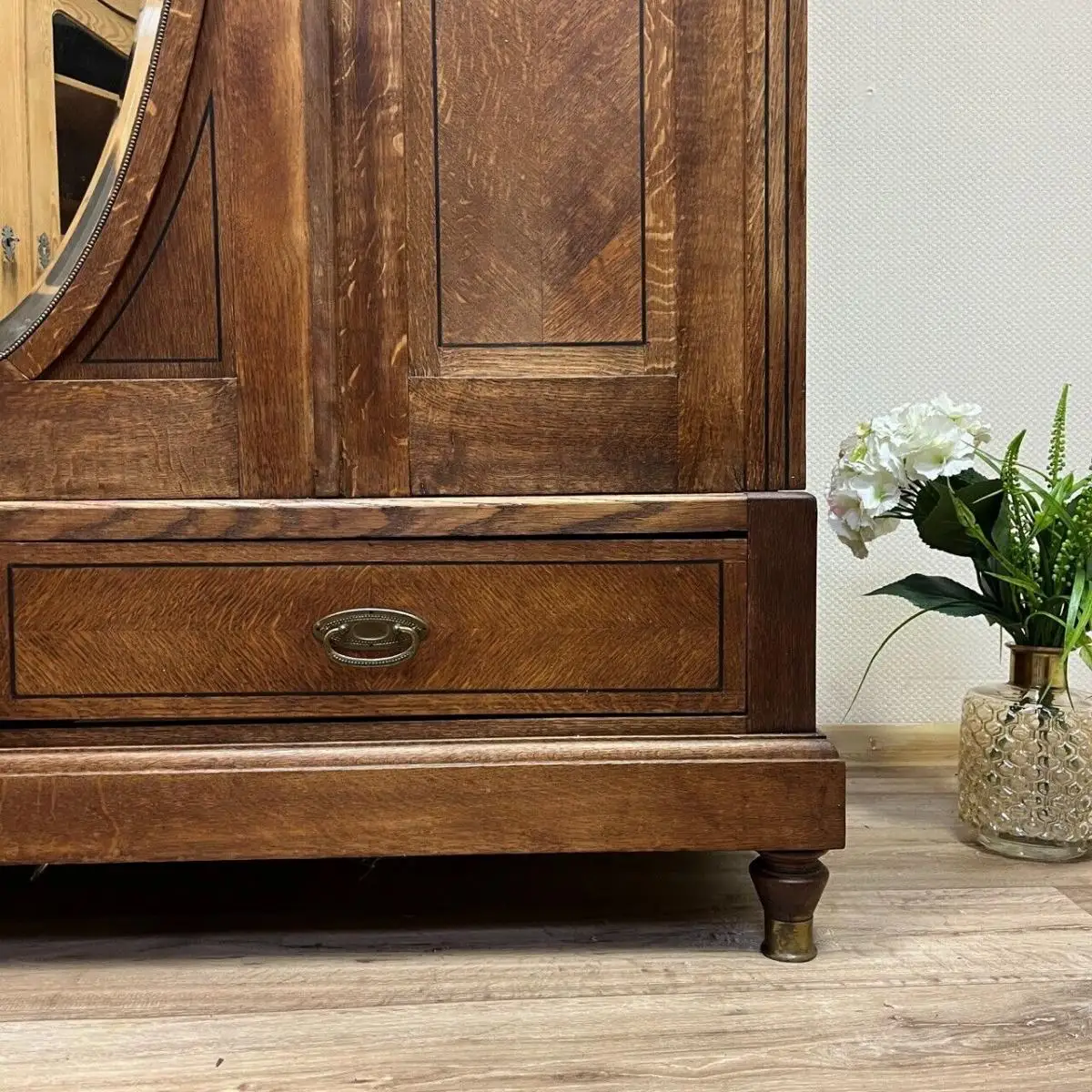 Kleiderschrank I Antik I Jugendstil I Bleiverglasung I Messing 6