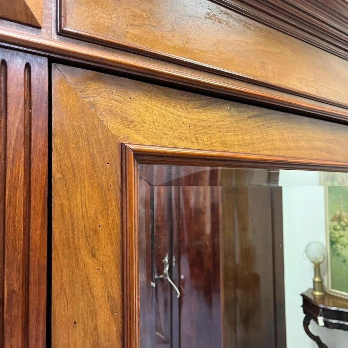 Antiker Schrank mit Spiegel aus der Gründerzeit um 1880 4