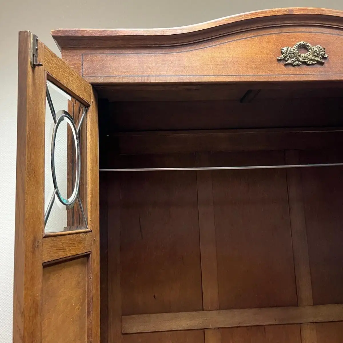 Kleiderschrank I Antik I Jugendstil I Bleiverglasung I Messing 15