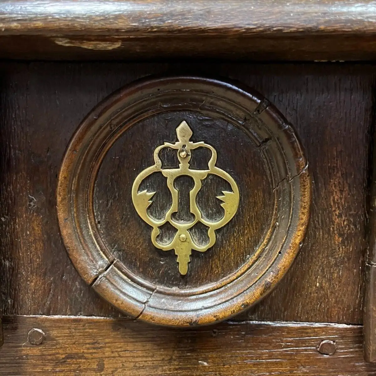 Antike Kommode I Louis XIV um 1700 I Frankreich I Eiche massiv 9