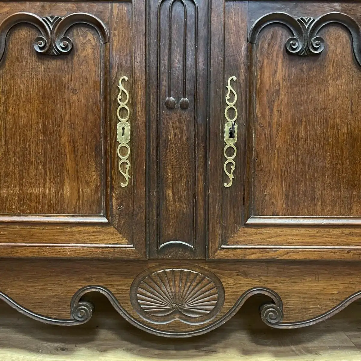 Antikes Buffet I Frankreich um 1750 I Kastanienholz I Gigantische Größe 10