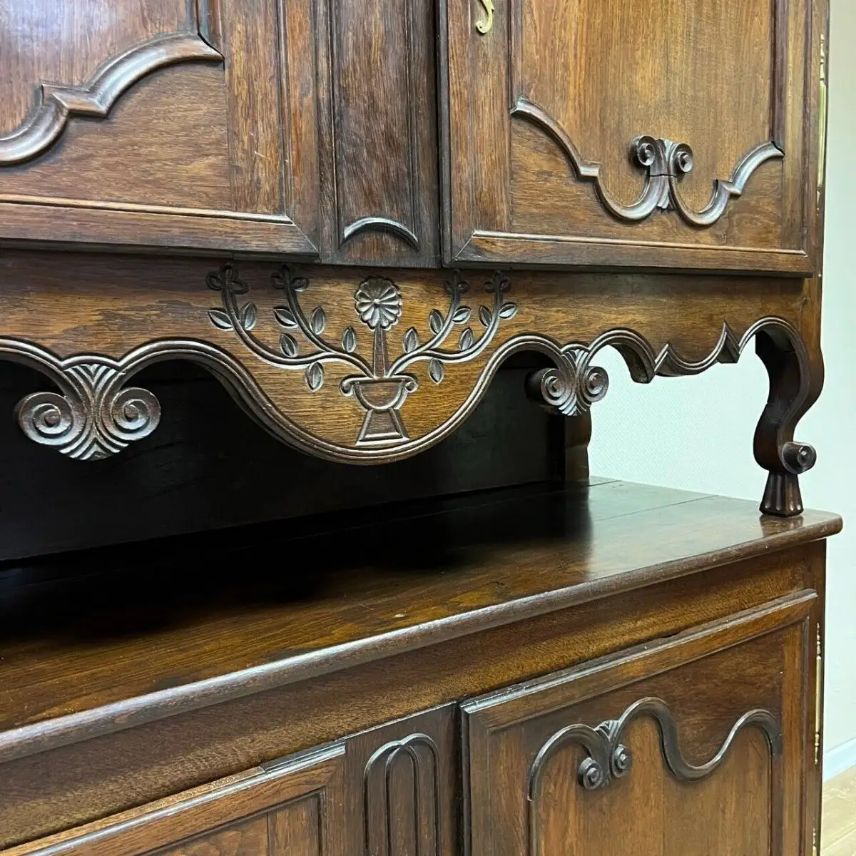Antikes Buffet I Frankreich um 1750 I Kastanienholz I Gigantische Größe 11