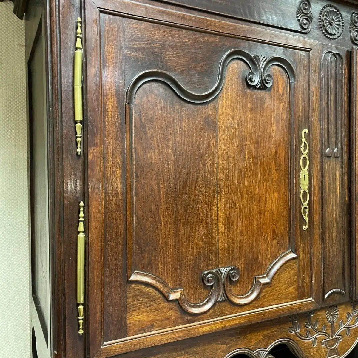 Antikes Buffet I Frankreich um 1750 I Kastanienholz I Gigantische Größe 13