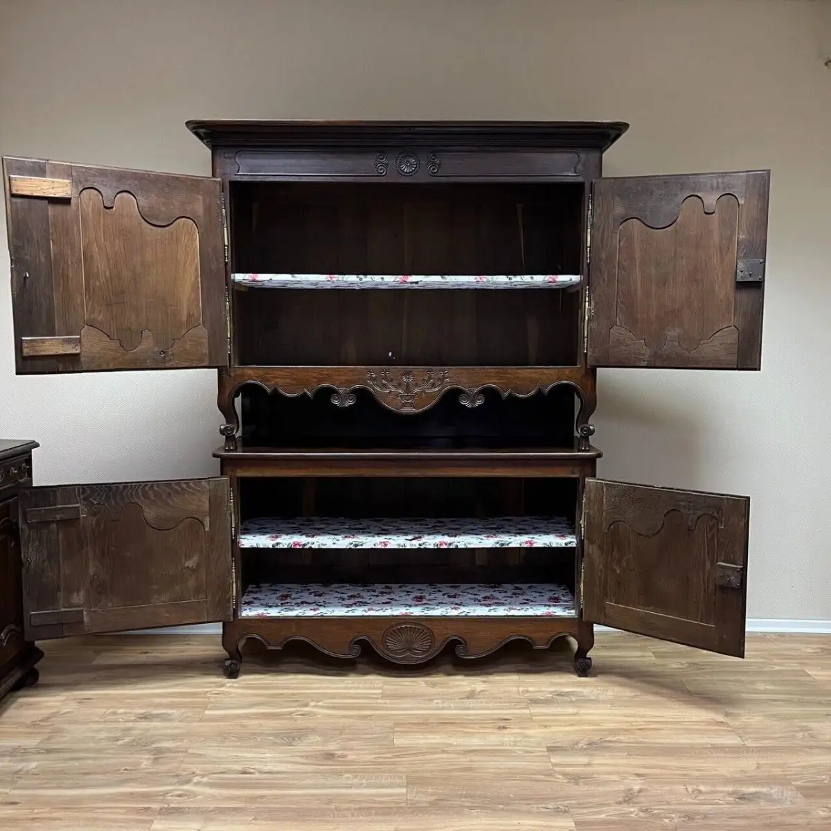 Antikes Buffet I Frankreich um 1750 I Kastanienholz I Gigantische Größe 15