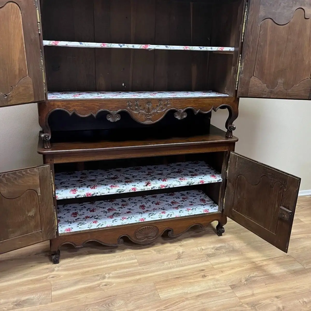 Antikes Buffet I Frankreich um 1750 I Kastanienholz I Gigantische Größe 16