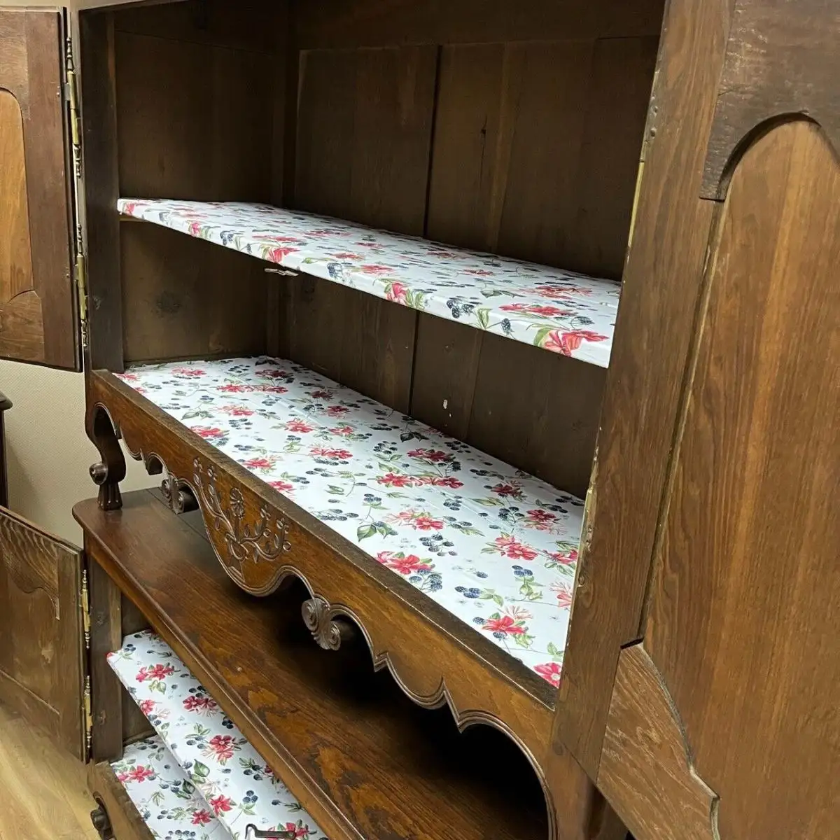 Antikes Buffet I Frankreich um 1750 I Kastanienholz I Gigantische Größe 18