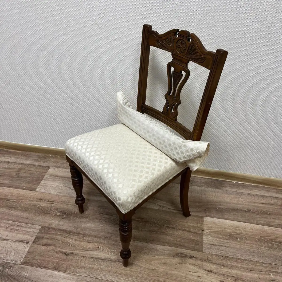 6 Stühle | Nussbaum | Antik 11
