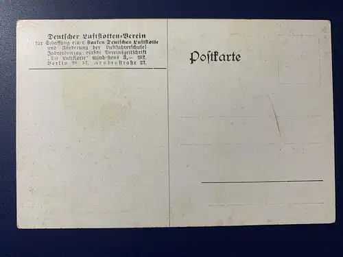 [Propagandapostkarte] Zeppelin

Deutscher Luftlotten-Verein. 