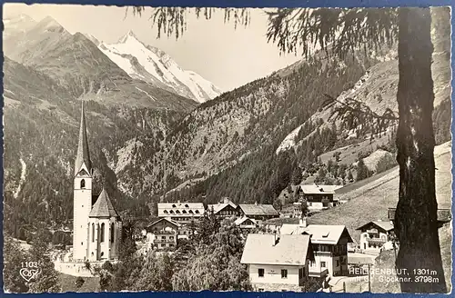 [Echtfotokarte schwarz/weiß] AK, Heiligenblut, gelaufen mit sehr schönem Sonderstempel vom 18.09.1954 von Heiligenblut nach München, sehr gute Erhaltung. 