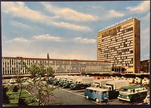 [Echtfotokarte farbig] AK Verlagshaus Axel Springer, 1966, frankiert mit Wohlfahrtsmarke, entwertet mit Sonderstempel vom 06.10.1966 zur Einweihung des Verlagshauses. Die Karte ist nicht gelaufen, Erhaltung ist einwandfrei, sehr saubere Stempel. 