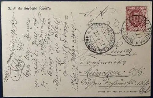 [Echtfotokarte schwarz/weiß] AK Gardone Gardasee, gelaufen mit Poststempel vom 22.03.1927 von Gardone am Gardasee nach München, Karte ist sehr gut erhalten, saubere, gut lesbare Stempel. 