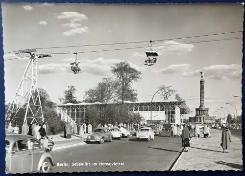 [Echtfotokarte schwarz/weiß] AK Berlin, Sessellift im Hansaviertel, ungelaufen, frankiert mit Mi.Nr. 268/269, entwertet mit Sonderstempel der Interbau Berlin vom 25.09.1957, Karte ist ausgezeichnet erhalten. 