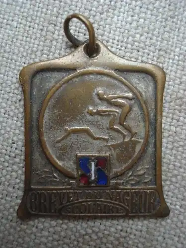 Pendentif médaille 1925 " Brevet du nageur scolaire " journal l'Intransigeant - début XXème siècle - Ecole - natation !!