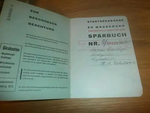 altes Sparbuch Magdeburg, 1937 - 1946 , Margarete Schwenkhagen , Stenotypistin , Sparkasse , Bank !!!