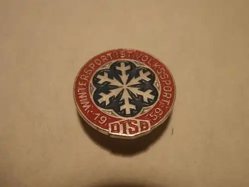 DTSB 1959 , alte Anstecknadel , DDR Wintersport , Pin , Badge , Sport , Turnen , Leichtathletik