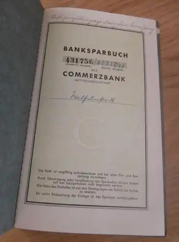 altes Sparbuch Wilhelmstadt , 1943 - Juli 1945 , Baurat Rudolf Zwach in Magdeburg , Berlin , Sparkasse , Bank !!!