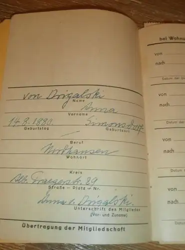 altes KONSUM Mitgleidsbuch Nordhausen , 1946 - 1952, Anna von Drigalski geb. Wendler , Simonsdorf , Sparkasse , Bank !!!