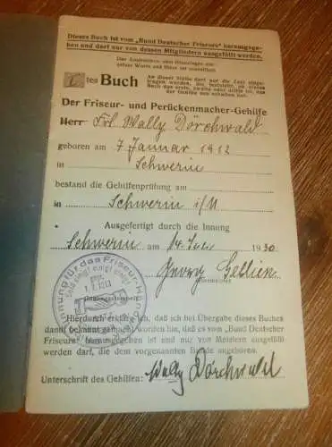 altes Friseur Berufsbuch , 1930 , Wally Dörchwahl in Schwerin i. Mecklenburg , Stolp i. Pommern , Lauenburg !!!