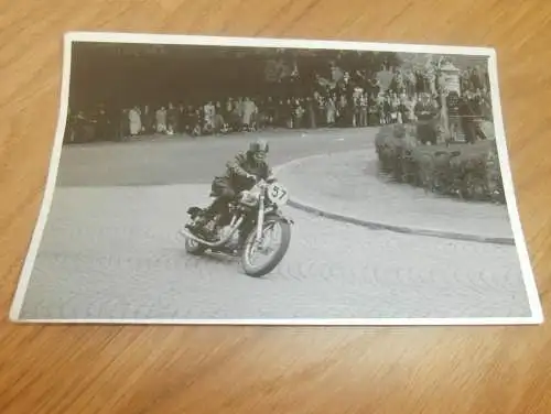 altes Foto , Dreieckrennen Wunsiedel 1950 , Motorradrennen , Rennsport , NSU , BMW !!!