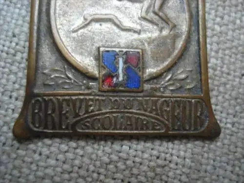 Pendentif médaille 1925 " Brevet du nageur scolaire " journal l'Intransigeant - début XXème siècle - Ecole - natation !!