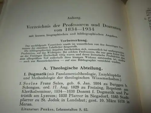 Lyzeum Freising 1834 , Festschrift zur 100 Jahr-Feier , Dr. Anton Mayer 1934 , 108 Seiten !!!