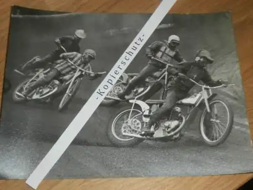 Speedway Güstrow , 70er Jahre , DDR , großes altes Foto ca. 235 x 180 mm !!!