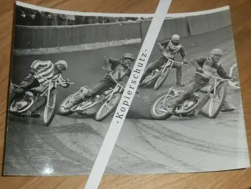 Speedway Güstrow , 70er Jahre , DDR , großes altes Foto ca. 235 x 180 mm !!!