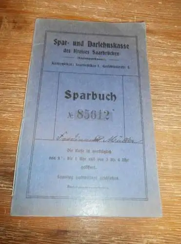 altes Sparbuch Saarbrücken , 1914 - 1932 , Ferdinand Müller in Cöthen in Anhalt , Sparkasse , Bank !!!