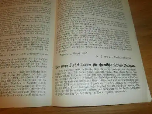 Heft der Schule " Uns oll Schaul" in Schwerin Sept.1932, Chronik , Mecklenburg ,mit Mitglieder- und Schülerverzeichnis