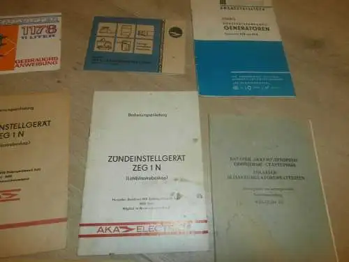 Konvolut Anleitungen , DDR Geräte / Maschinen , VEB , AKA , FIMAG , VEM , Suhl , Neubrandenburg , Madix , Pentacon !!!