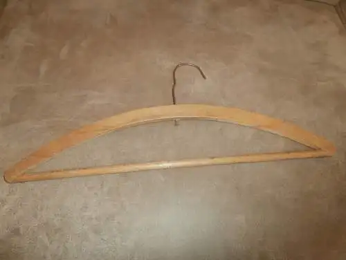 J. Stein in Wolgast i. Mecklenburg , uralter Kleiderbügel , Bügel , Mode !!!