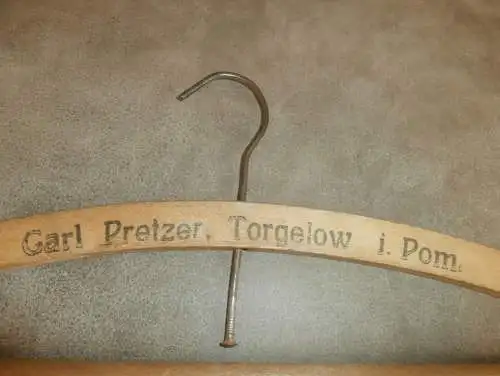 Carl Pretzer in Torgelow i. Pommern , Mecklenburg , uralter Kleiderbügel , Bügel , Mode !!!