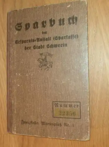 altes Sparbuch Schwerin ,1934 - 1945 ,  Dietrich Hildebrandt in Schwerin i. Mecklenburg , Sparkasse