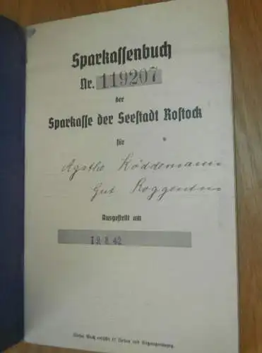 altes Sparbuch Rostock  ,1942 - 1944 , Agathe Köddermann auf Gut Roggentin i. Mecklenburg , Sparkasse , Bank !