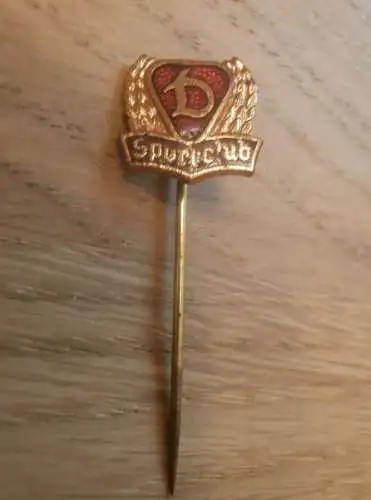 Dynamo Sportclub Nadel , Anstecknadel , Abzeichen , Badge , Pin , Sport , Motorsport , Fussball !!!