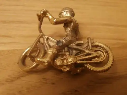 Modell Speedway aus Metall / Messing (?) , 50er Jahre? vergoldet, Jawa , Modelle , Motorsport , Rennsport !! ca. 38x30mm