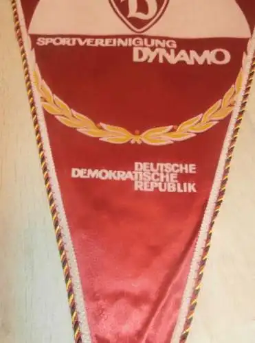 großer Wimpel Sportvereinigung DYNAMO , Samt , DDR , Speedway , Sport , Motorsport , Rennsport !!!