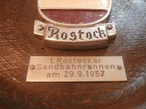 1. Sandbahnrennen Rostock , 29.Sept. 1957 , DDR , Speedway , Wappen , Sandbahn , Grasbahn , Motorsport !!!