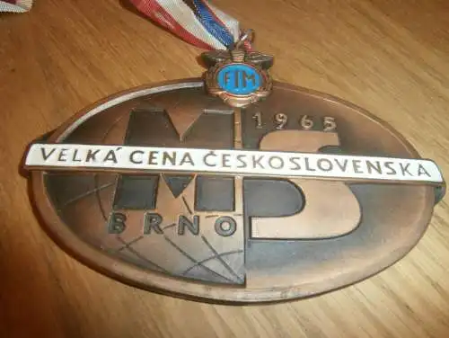 Weltmeisterschaft Brno 1965 , Siegerplakette , Motorradrennen , Plakette , Medaille Straßenrennen , Motorsport , FIM !!!