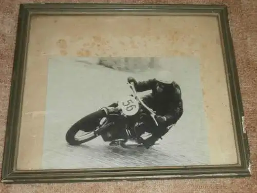 Heinz Hausmann , 50er Jahre , Motorradrennen in Rostock oder Wismar , großes gerahmtes Foto , Rennsport , DDR !!!