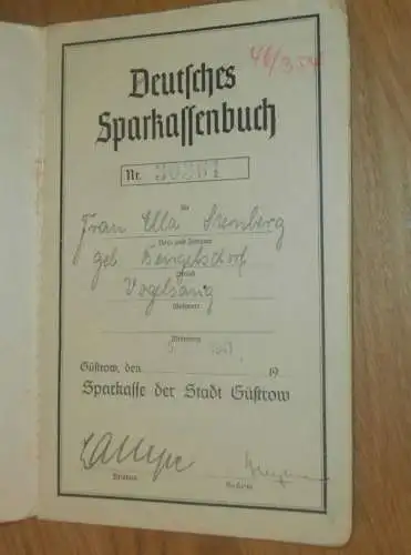 altes Sparbuch Güstrow , 1941 - 1945 , Ella Sternberg geb. Bengelsdorf in Vogelsang i. Mecklenburg , Sparkasse , Bank