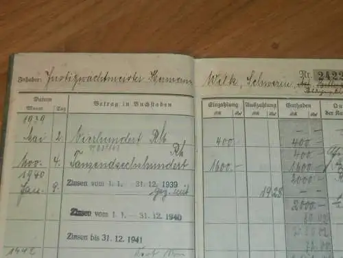 altes Sparbuch Schwerin , 1939 - April 1945 , Justizwachtmeister Hermann Wilk in Schwerin i. Mecklenburg , Sparkasse !!