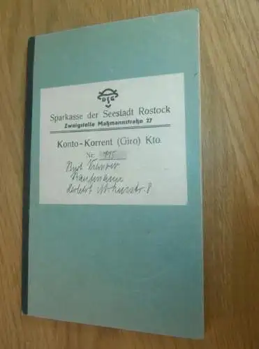 altes Sparbuch Rostock ,1942 - April 1945 , Kaufmann Kurt Viernow in Rostock i. Mecklenburg , Sparkasse