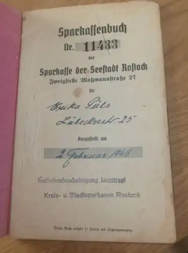 altes Sparbuch Rostock ,1943 - 1946 , Erika Puls in Rostock i. Mecklenburg , Sparkasse , Bank