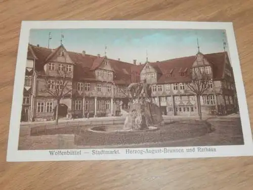 alte AK - Wolfenbüttel , ca. 1905 , Stadtmarkt mit Brunnen , Ansichtskarte !!!