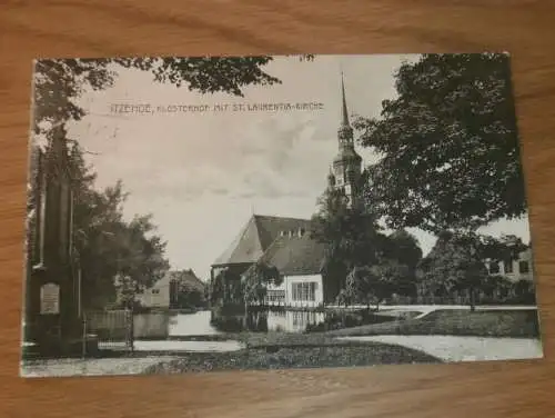 alte AK - Itzehoe , 1914  , Klosterhof mit Kirche , Ansichtskarte !