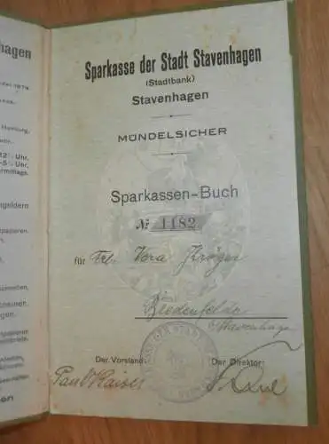 altes Sparbuch Stavenhagen , 1928 - 1945 , Vera Kröger in Bredenfelde b. Stavenhagen i. Mecklenburg , Sparkasse , Bank !