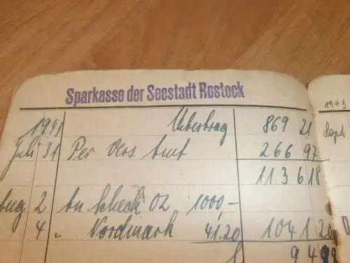 altes Sparbuch Rostock , 1940 - April 1945 , Richard Beier in Rostock i. Mecklenburg , Sparkasse , Bank !!