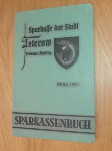 altes Sparbuch Teterow , 1942 - 1944 , Gertrud Pinnow in Klenz b. Schönfeld i. Mecklenburg , Sparkasse
