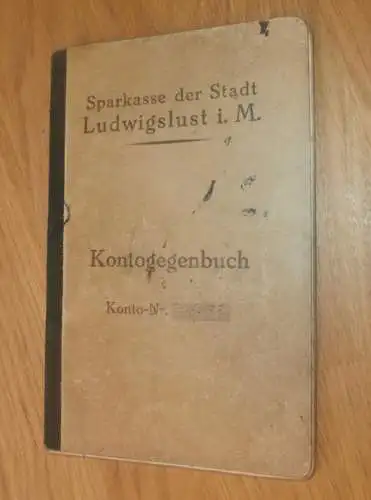 altes Sparbuch Ludwigslust , 1927 - 1933 , Schlossermeister Friedrich Hinrichs in Ludwigslust i. Mecklenburg , Sparkasse